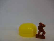 Altfigur / 2.Weltkrieg / Russischer Soldat / Späher ( Weinrot )