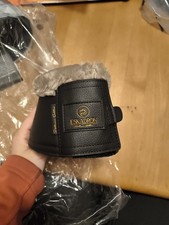 Eskadron Platinum Springlocken