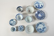 P45R68- Konvolut Asiatika Koppchen und Schalen mit Blaumalerei