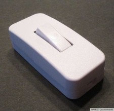 Schnurzwischenschalter