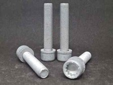 4x Schrauben M12x1,5x65