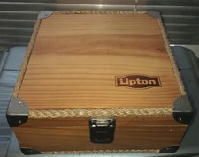 Lipton: Große Holz-Kiste - Teebox aus Naturholz mit 6 Fächern 22x22x10 cm