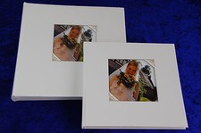Fotoalbum und Gästebuch im