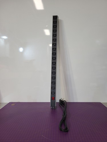 Intellinet rack pdu - rack,