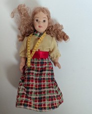 Deko Porzellanpüppchen Porzellan Puppe Schneiderin Modedesignerin 