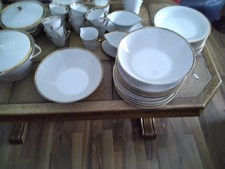  Tafelgeschirr und