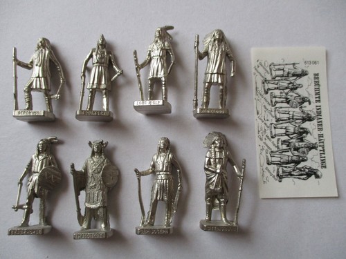 Ei metallfiguren - 32, metallfiguren*