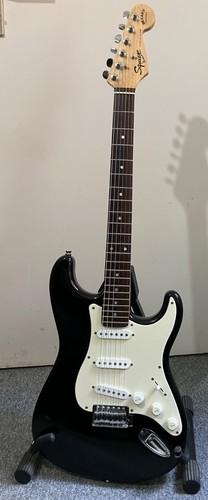 Squier bullet stratocaster - stratocaster, by