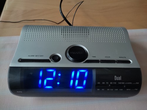 Radiowecker uhrenradio dual - uhrenradio,