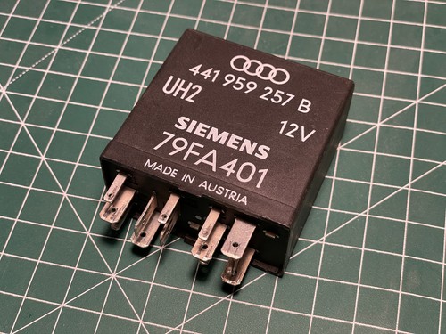 Audi 100 d2 relais - c4,