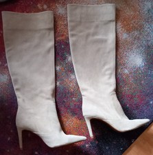 Kniehohe High-Heel Stiefel