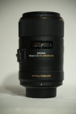 Sigma 105mm F2.8 Macro Objektiv mit Bildstabilisator EX OS DG HSM für Nikon F