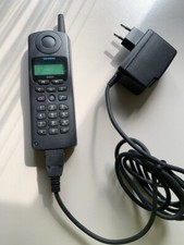 SIEMENS Mobiltelefon S24859-C2700 Vintage Handy/Phone/Mobil + Ladekabel