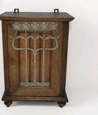 Hängeschrank - Jugendstil - mit Ornament Blumen 