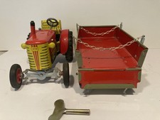 Blechspielzeug - KOVAP ZETOR Traktor mit Anhänger, voll funktionsfähig