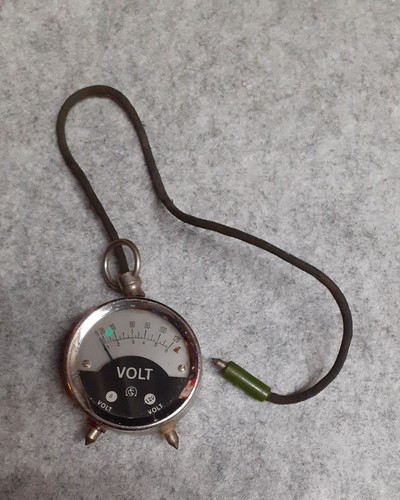 Antikes voltmeter analog - antikes,