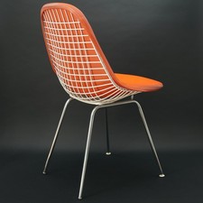 Herman Miller Charles Eames Wire Chair weiß Sitzbezug orange Base Chrom #1 1.SIS