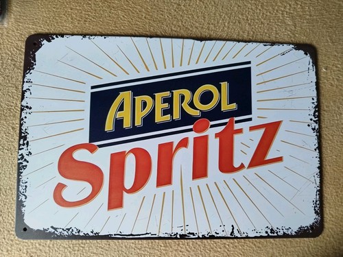 Aperol spritz coctail - spritz,