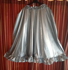 Lackcape Frisierumhang zum Binden silber Vinylcape Barberscape Wetlook Unisex