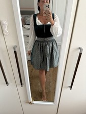 Dirndl In Größe L  Schlicht, Samt