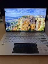 ASUS ZenBook 14 i5 8 GB RAM