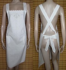 WEISSE LATZSCHÜRZE -