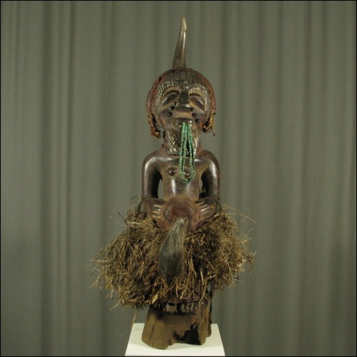 64125 nkisi figur songye - nkisi,