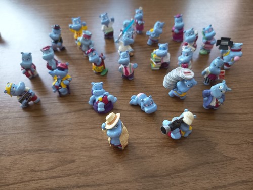 Stück eier figuren - Ü,