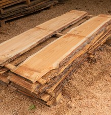 Lärche unbesäumt Bretter