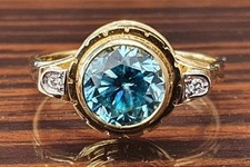 Schöner Ring mit Zirkon und Diamanten Brillanten Gelb Gold 750 18K #