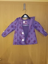 süße Regenjacke mit Kapuze -