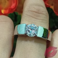 2,75 Kt Rund Diamant Solitär