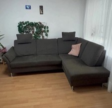 Graues Sofa
