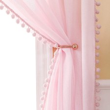 Gardinen mit Pompons-Hübsche