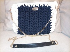 Handgehäkelte Schultertasche