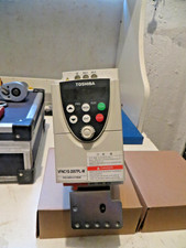 Frequenzumrichter Transistor Inverter TOSHIBA VFNC1S-2007PL-W (R4)