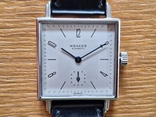 NOMOS Glashütte Tetra Damenuhr, Werk-Nr. alpha 27495, Stahlgehäuse, Lederarmband