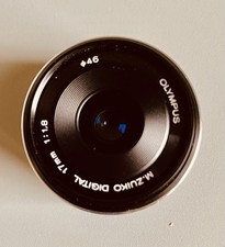 Olympus M.Zuiko Digital 17 mm F/1.8 MSC Objektiv  schwarz