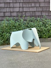 vitra EAMES Elephant -