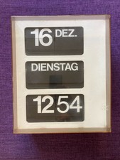 Klappzahlenuhr Flip Clock