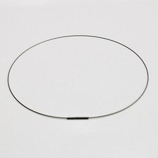 Dünnes Halsband aus Edelstahl