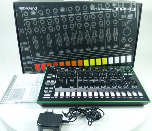 Roland rhythm performer - rhythm,