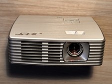 Acer K132 LED-Beamer –
