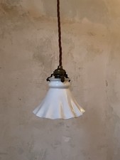 Antike Pendelleuchte Opalglas