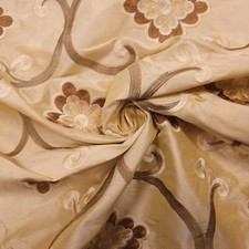 Dupion Seide beige mit Blumen bestickt, Kleiderstoff, 100% Seide, 50 cm Einheit