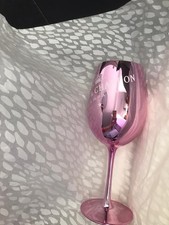 4 St. Moët & Chandon Rose