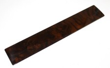 LEISTE ÜBER HANDSCHUHFACH