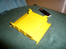 Playmobil Eisenbahn Spur G Nr.4053 Bauzug gelbe Ladefläche komplett mit Klappen.