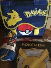 Pokemon Paket Pokemon Rucksack