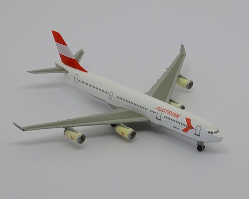 Herpa 500 austrian airlines - herpa, 1:500